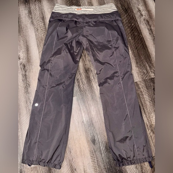 lululemon Pants with Striped Waistband - Picture 4 of 6